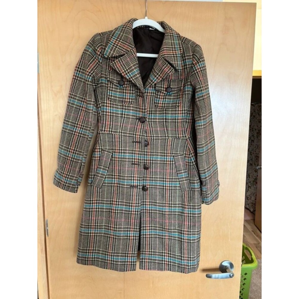 Vintage Houndstooth Plaid Coat with Blue Accent Size 6
